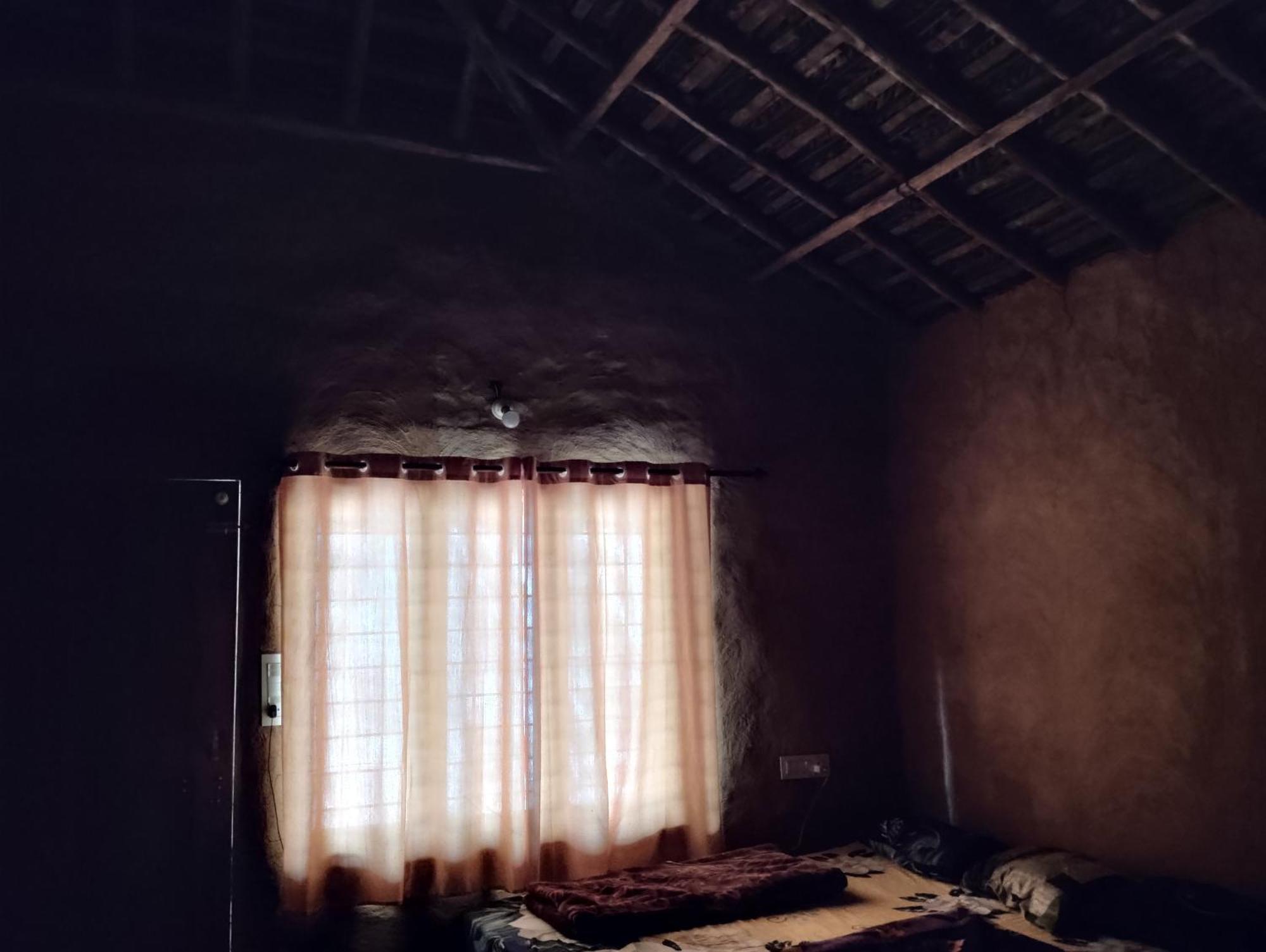 Cosmic Mud House Kanthalloor Buitenkant foto
